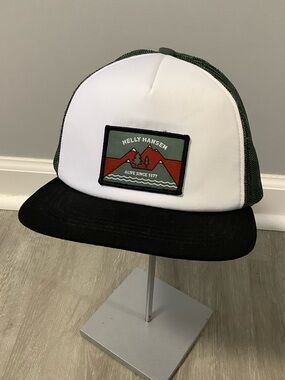 Helly Hansen casquette flat brim trucker hat green, black, white